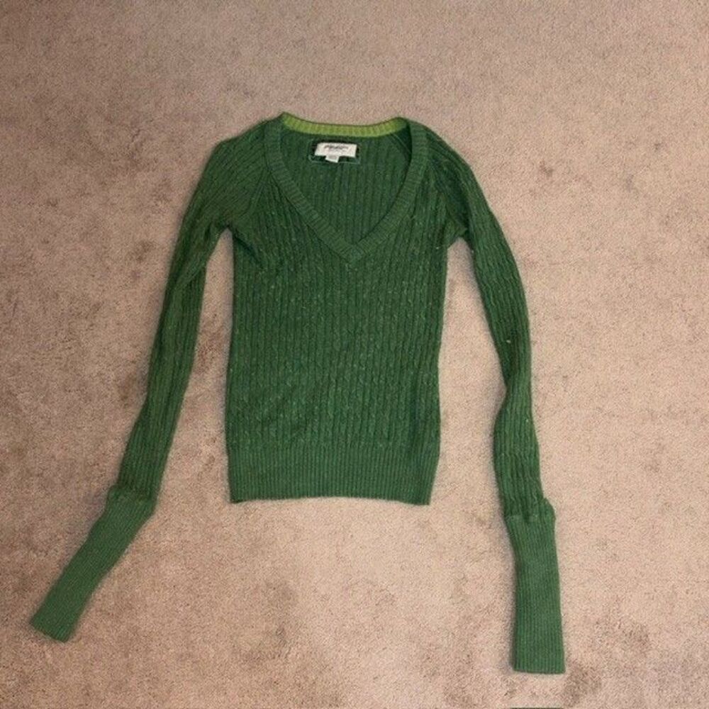 American Eagle Green Cable Knit V-Neck Sweater Womens S Long Sleeve Ribbed Cuffs